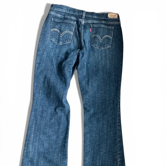 Levi's Blue 515 bootcut Women's Jeans - Picture 1 of 6